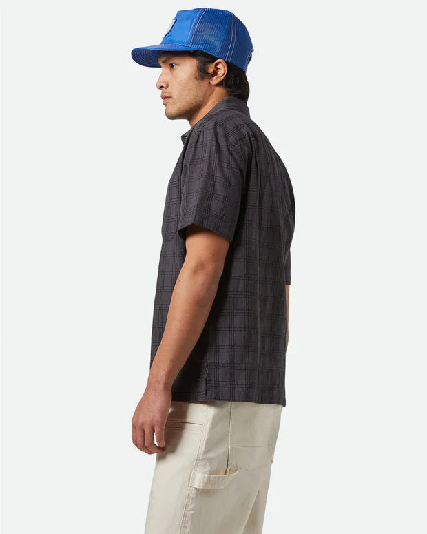 Brixton Men's Cru Oxford Plaid Relaxed Short Sleeve Shirt