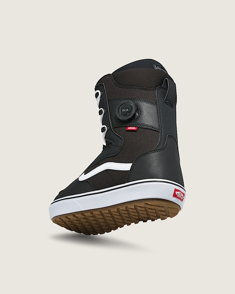 Vans Invado OG Men's Snowboard Boots 2026
