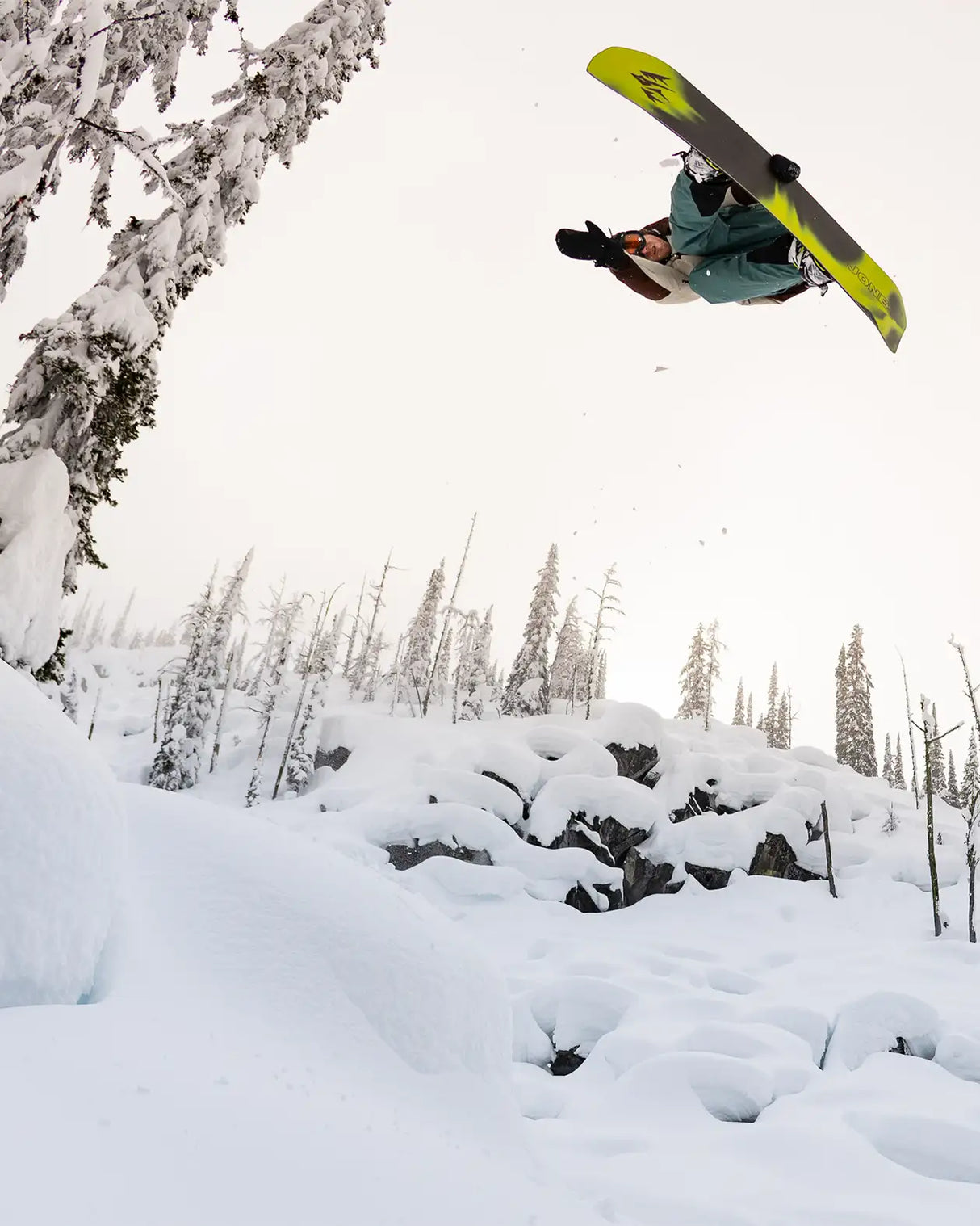 Jones Howler Men's Snowboard