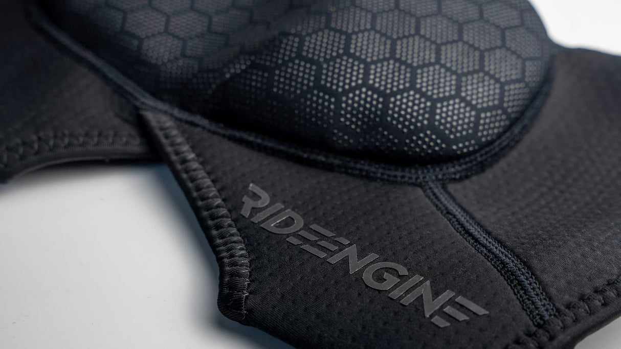 Ride Engine Runway Kneepad