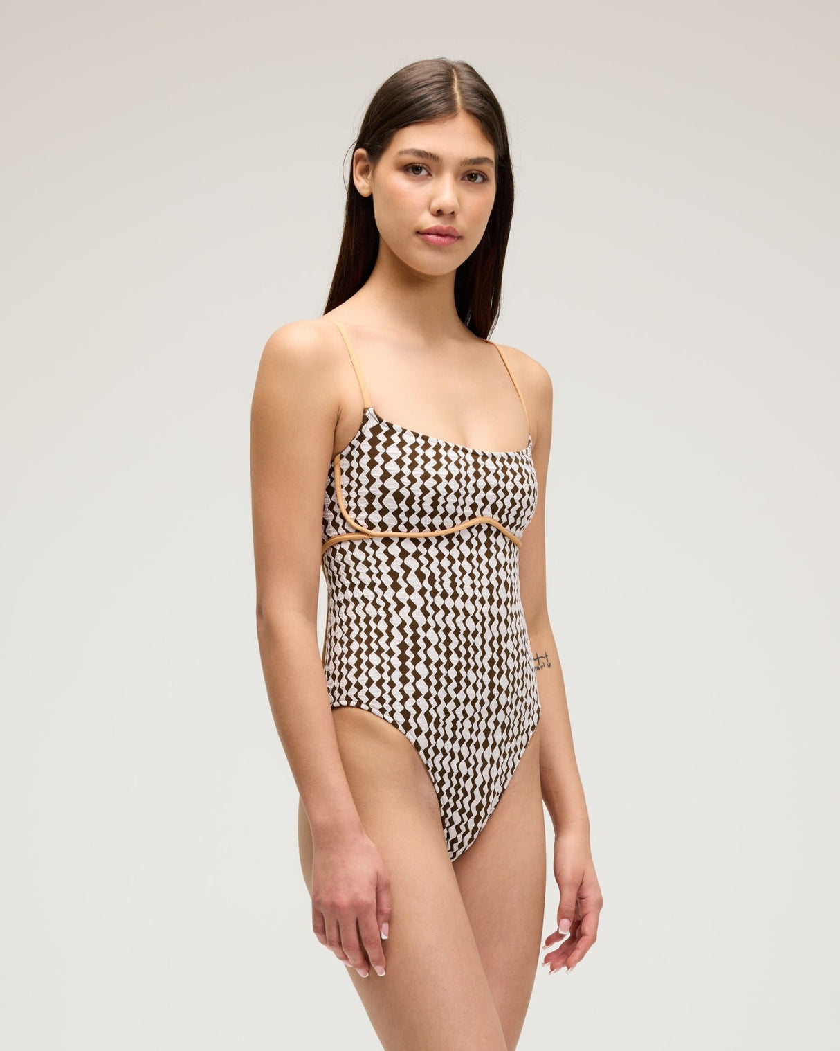 Seea Canaria One Piece