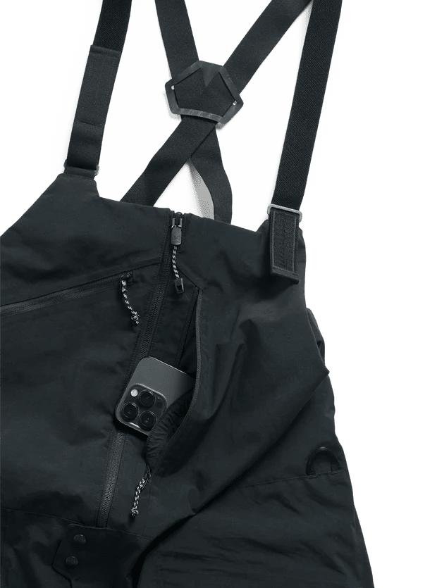 Burton Men's [ak] Cyclic Gore-Tex 2L Bib Pants.