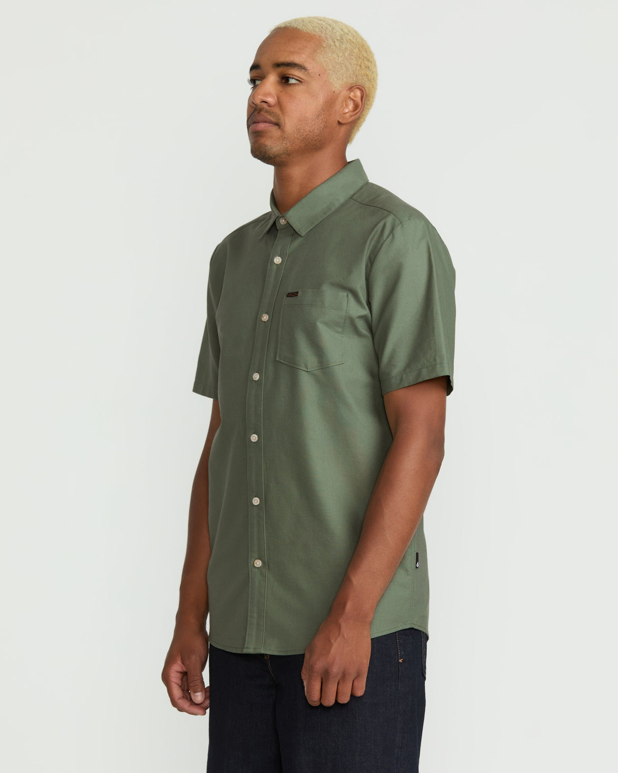 Volcom Men's Veeco Oxford Short Sleeve Shirt