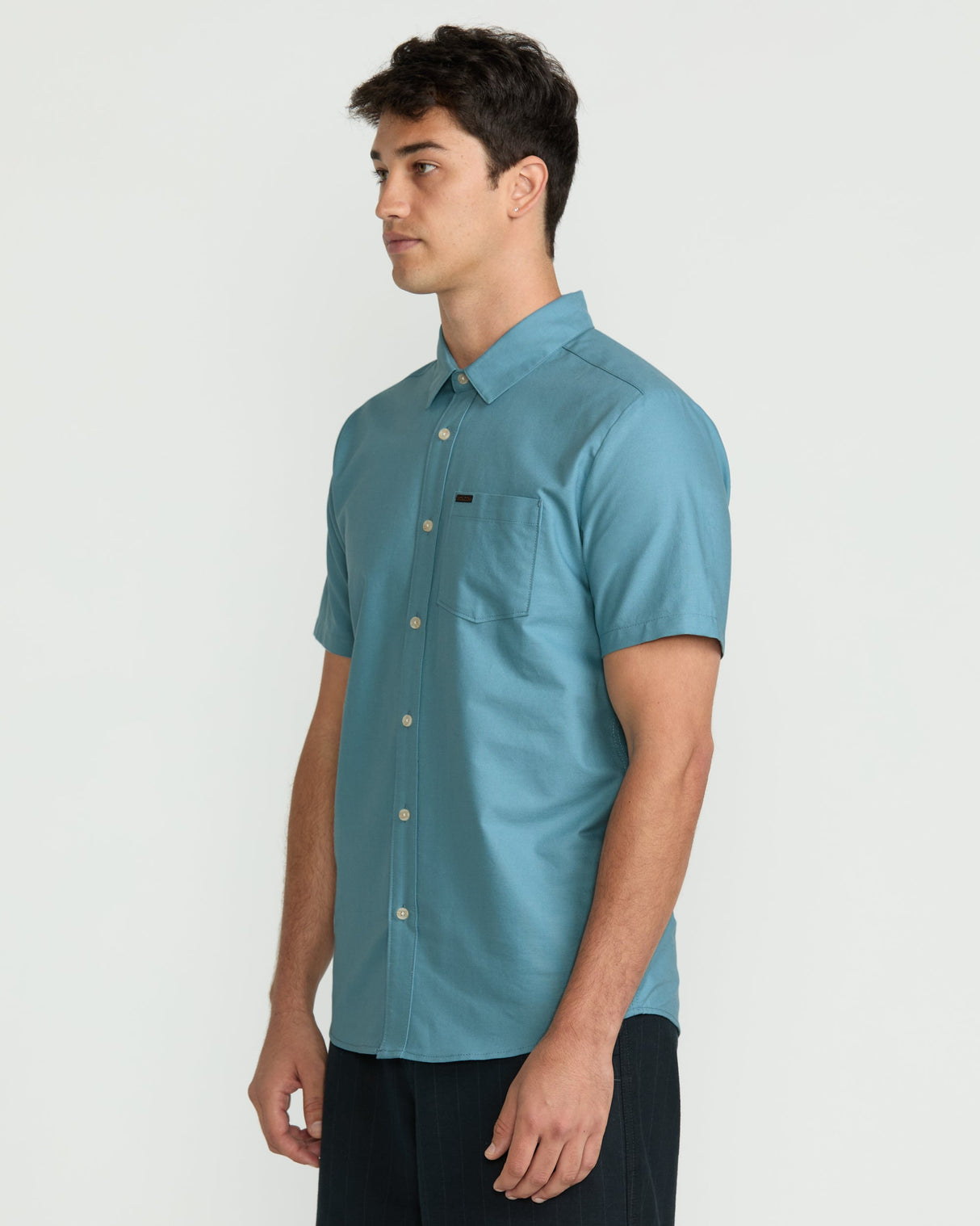 Volcom Men's Veeco Oxford Short Sleeve Shirt