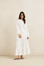 White open-knit long sleeve jumper with relaxed fit and ribbed cuffs