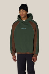 686 men's heavyweight pullover hoodie with contrast color-block panels and embroidered logo