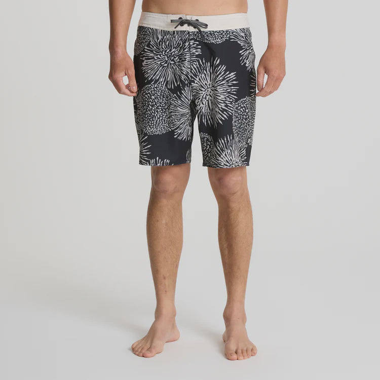 Roark Men's Passage 18.5" Boardshorts