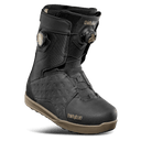 ThirtyTwo Men's Lashed Wide Double Boa snowboard boots in black with gum rubber sole
