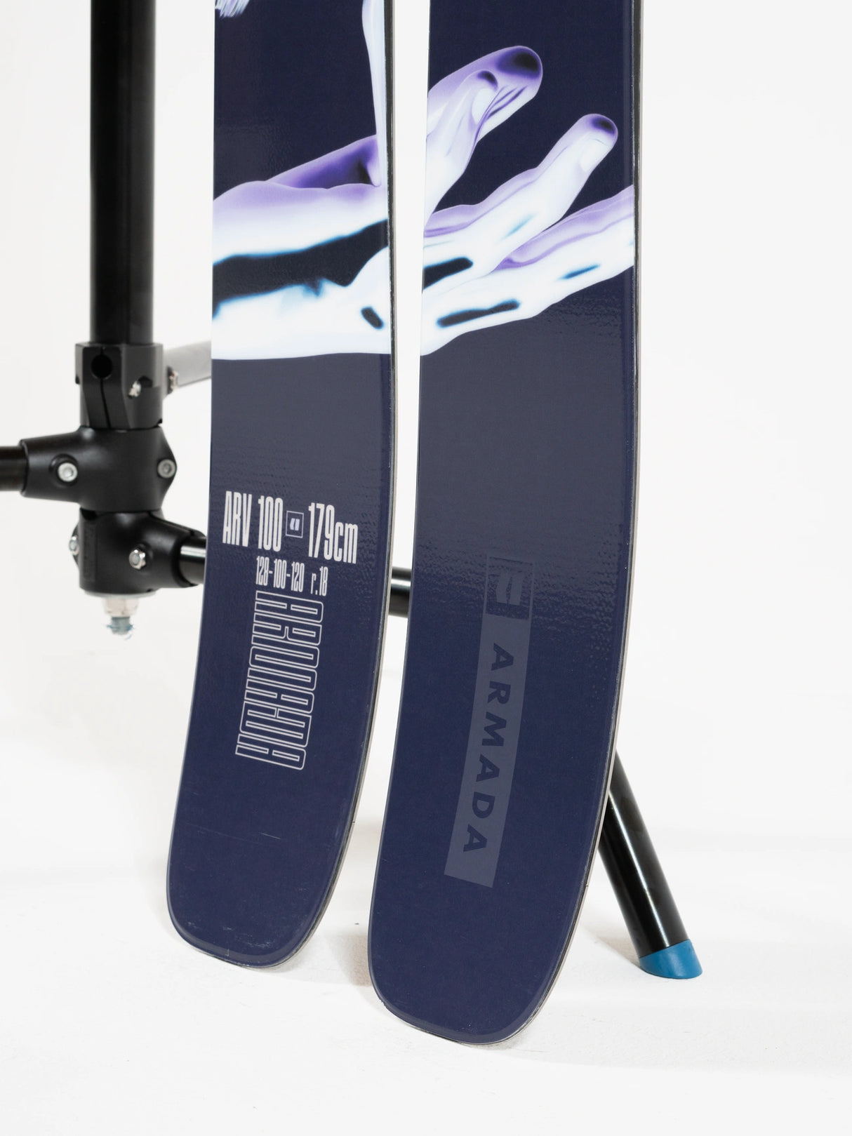 Armada Arv 100 Skis 2025