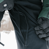686 men's snow pants with open mesh ventilation zipper shown in detail close-up