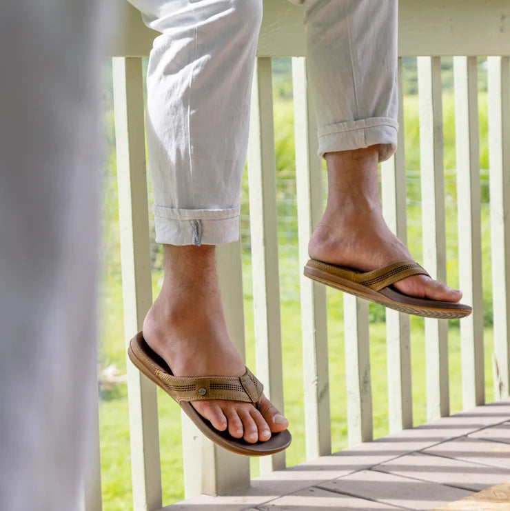 Reef Cushion Lux Men's Flip Flops - Toffee