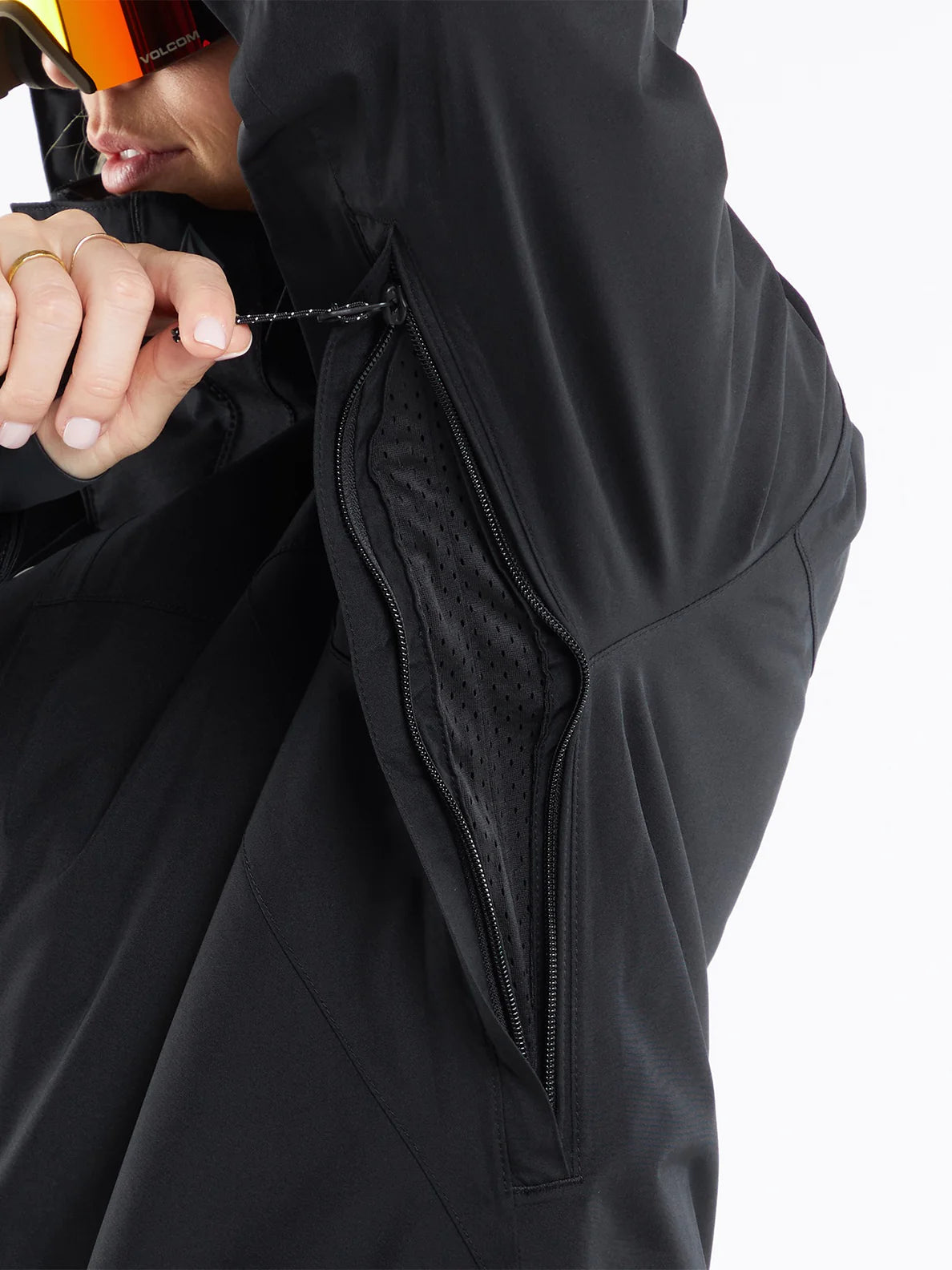 Load image into Gallery viewer, Volcom Women&amp;#39;s Ell Insulated Gore-Tex Jacket

