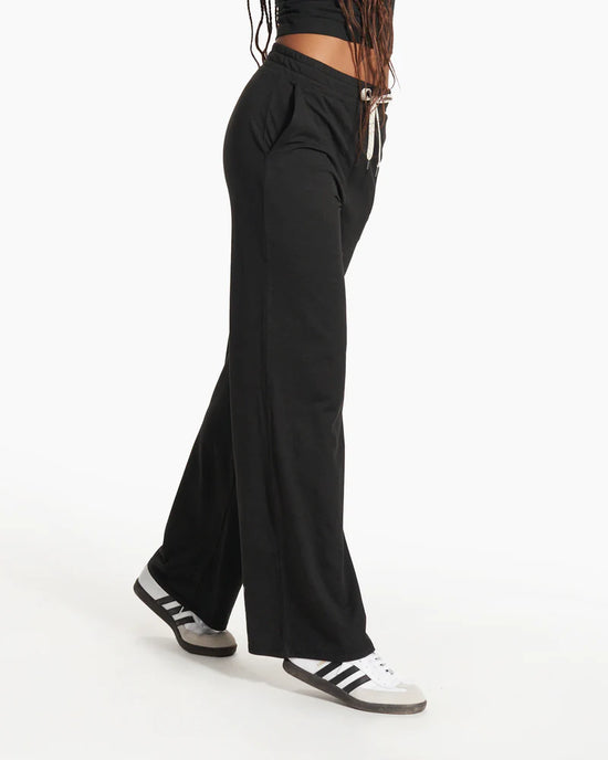 Halo Slim Flare, Women's Black Heather Pants