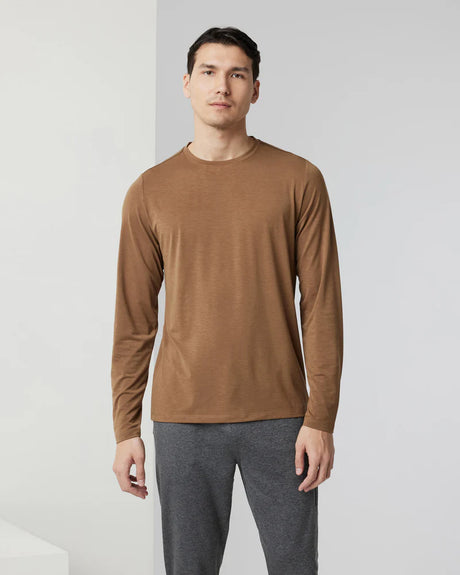 vuori-long-sleeve-current-tech-tee-pecan